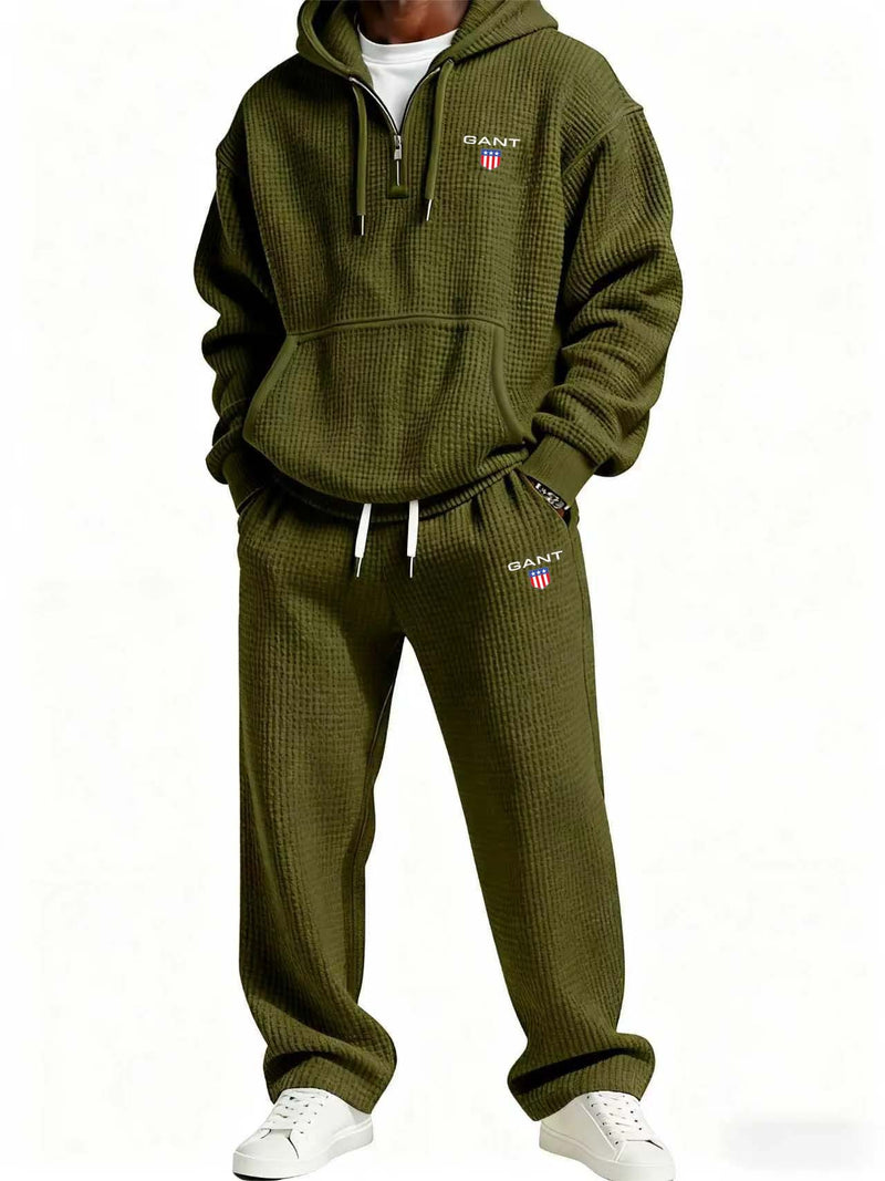 GANT vaffelstrikket sæt i Grøn – hoodie og bukser forfra på model