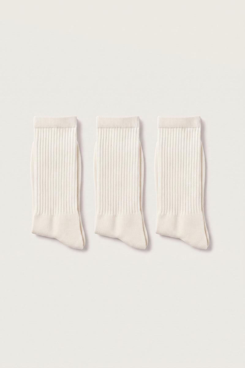 Wilmer-sukat off-white-sävyisenä — takaa