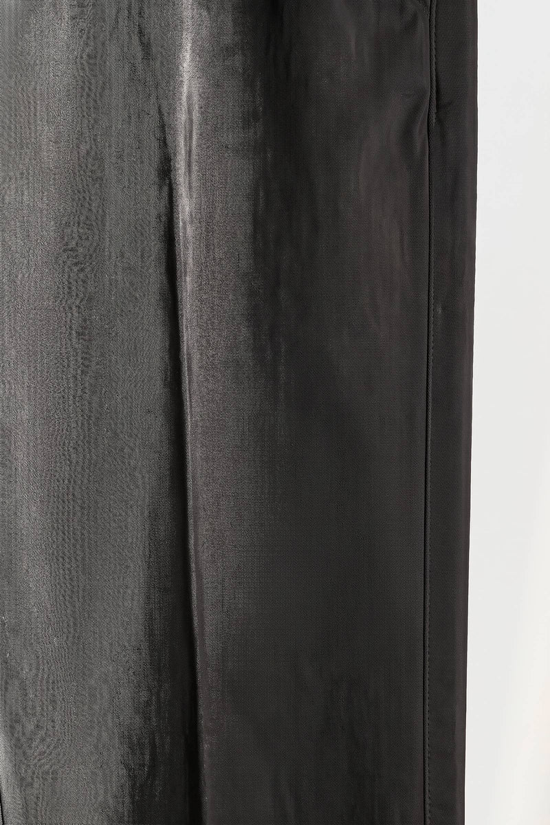 Frey chinos i svart — tygdetalj
