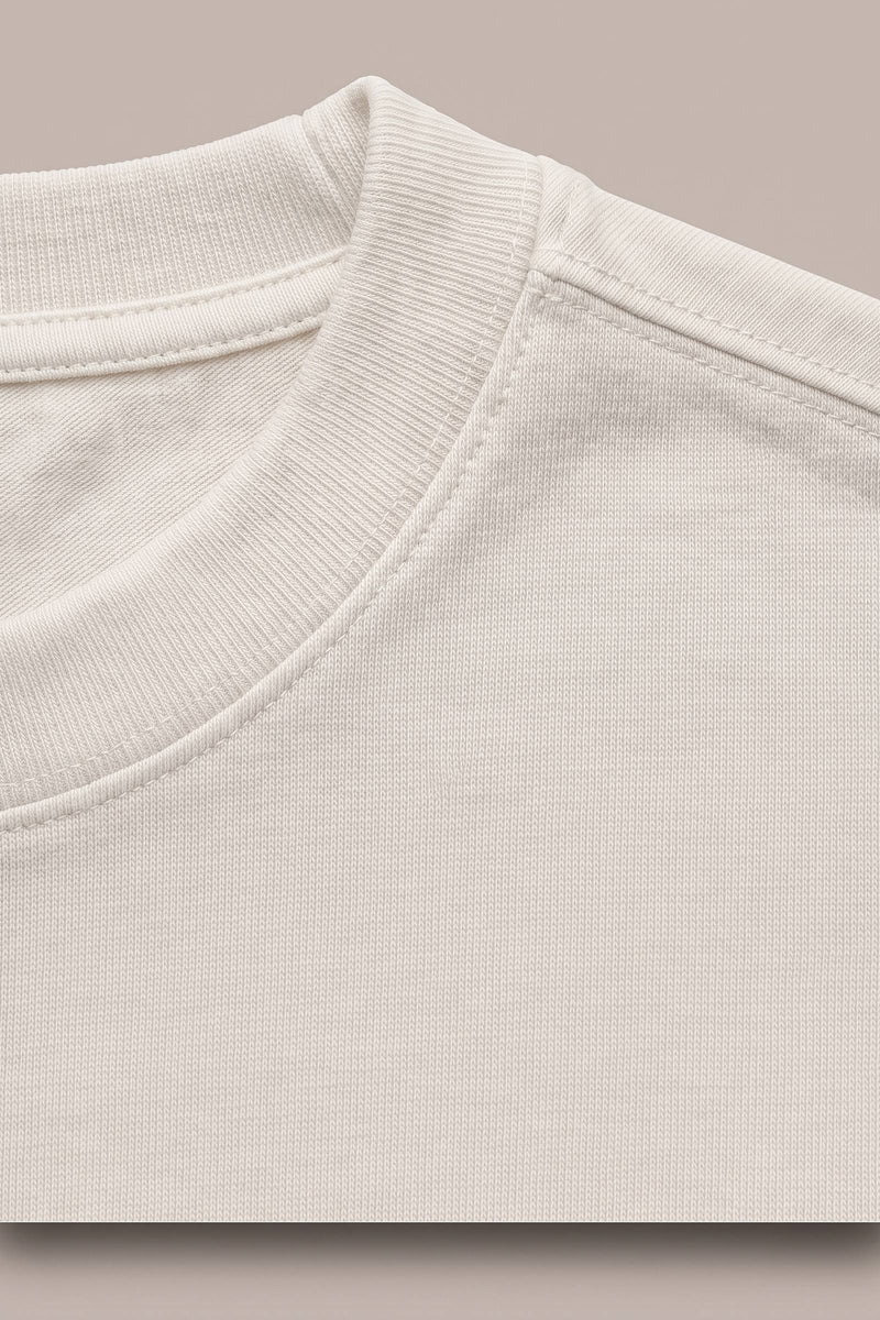 Harald t-shirt i off-white — stofdetalje