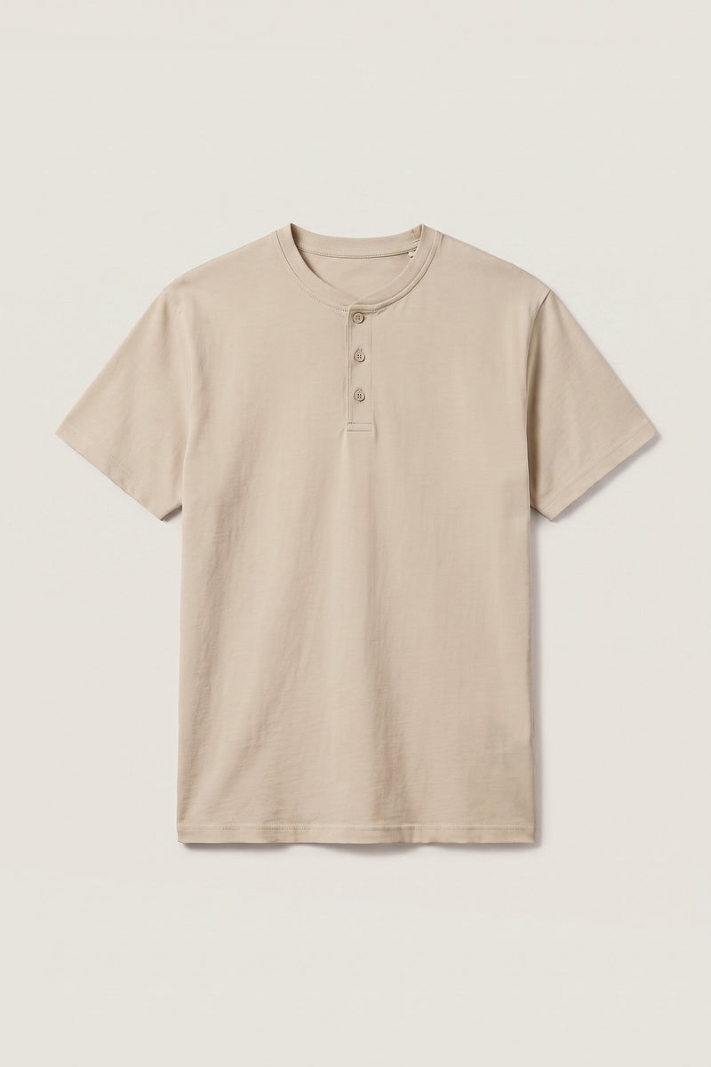 Kalle t-shirt i beige — liggande produktbild